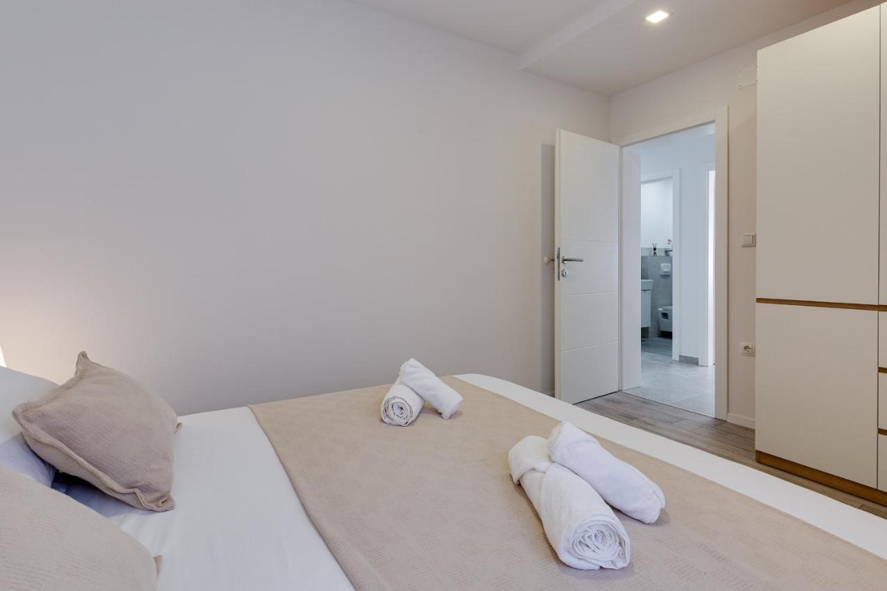 Ferienwohnung Apartman Angel Zadar Exterior foto