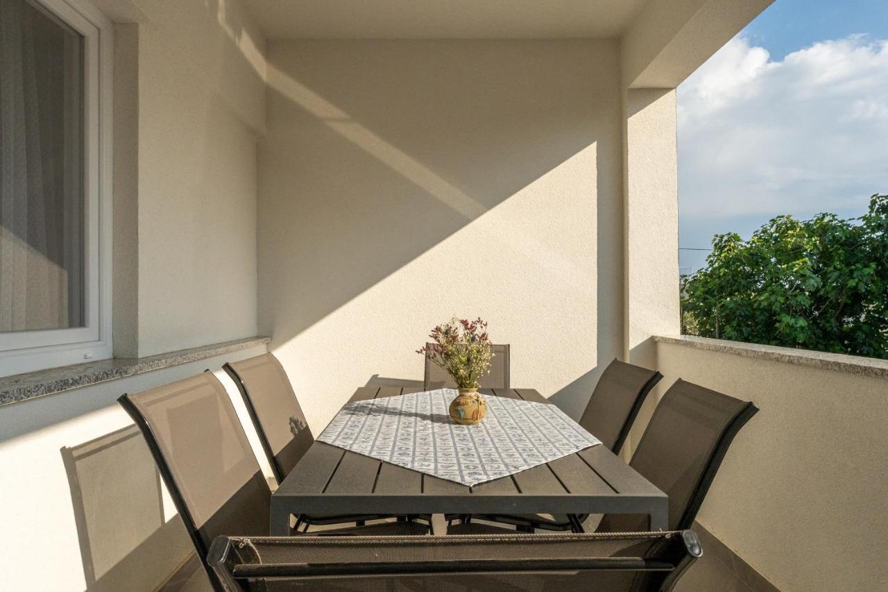 Ferienwohnung Apartman Angel Zadar Exterior foto